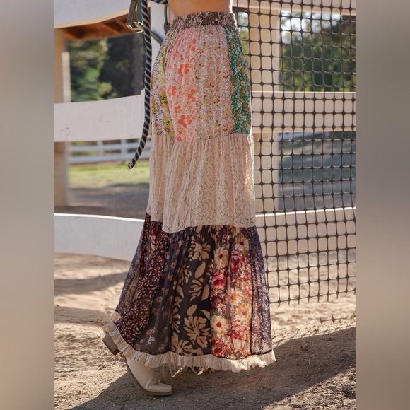 Young Threads Pants - YOUNG THREADS NWT Pants Palazzo Printed Tiered Lace Size Small - xlarge